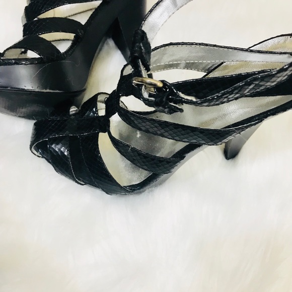 Forever twenty one black sassy peep toe bootie - Picture 4 of 8